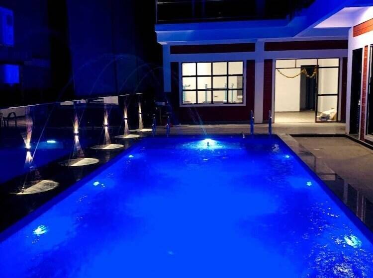 Relax Beach Resort