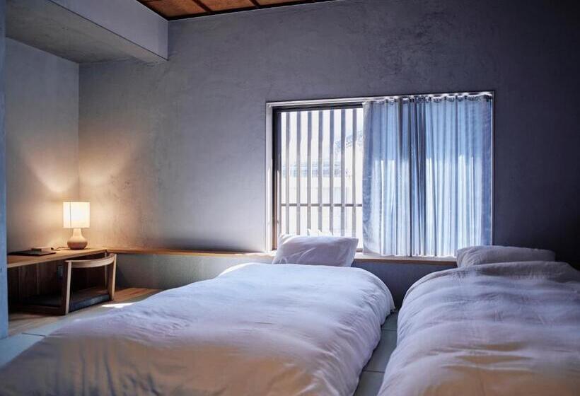هاستل 小鳩屋