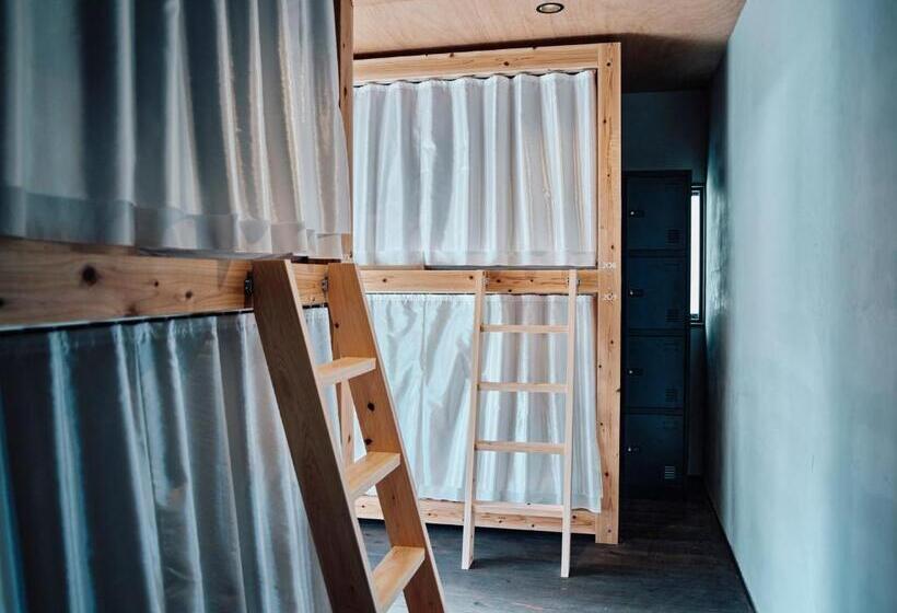 هاستل 小鳩屋
