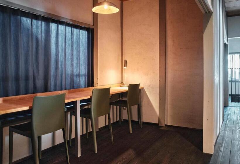 هاستل 小鳩屋