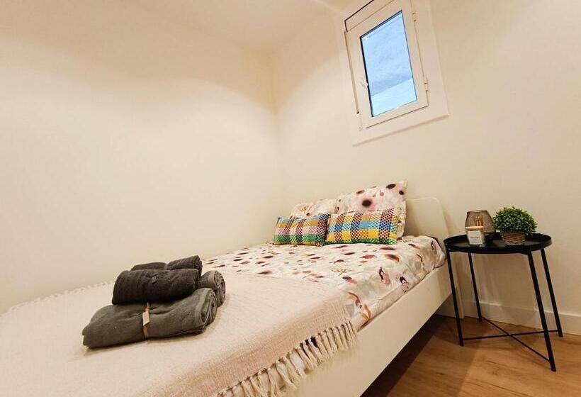 هاستل Private Room By El Born