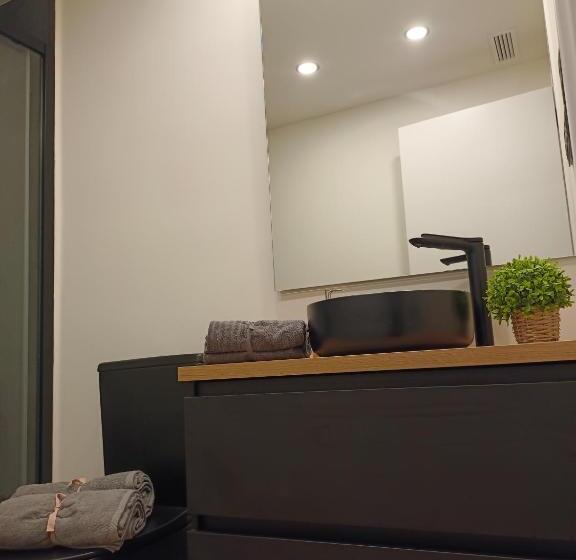 هاستل Private Room By El Born
