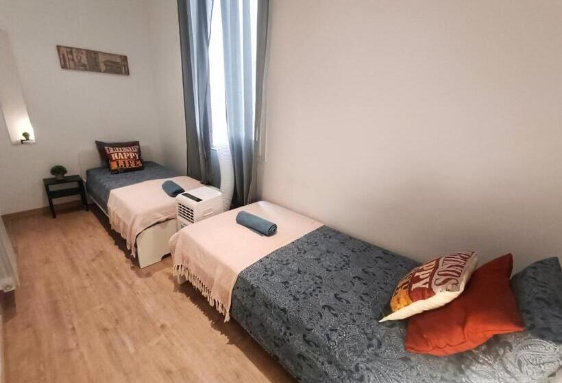 هاستل Private Room By El Born