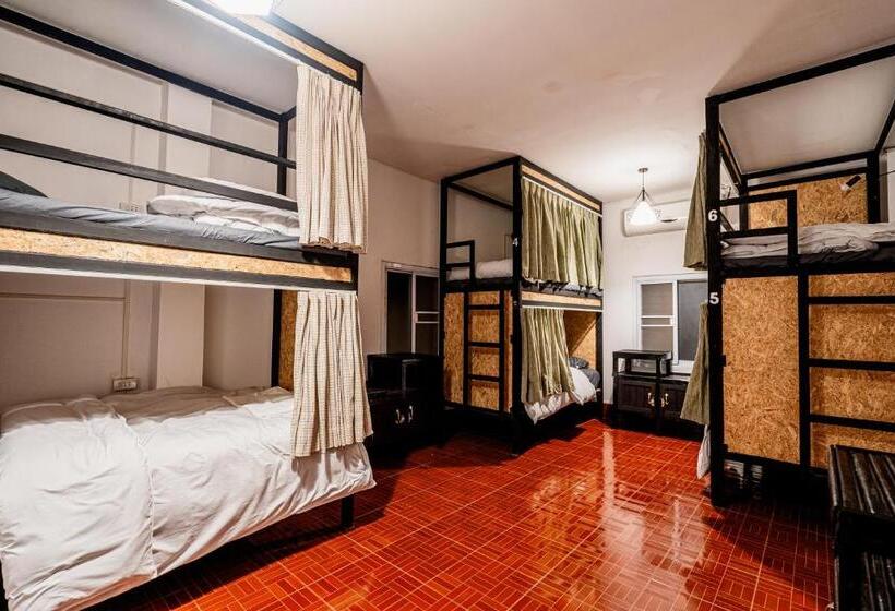 Anou Hostel