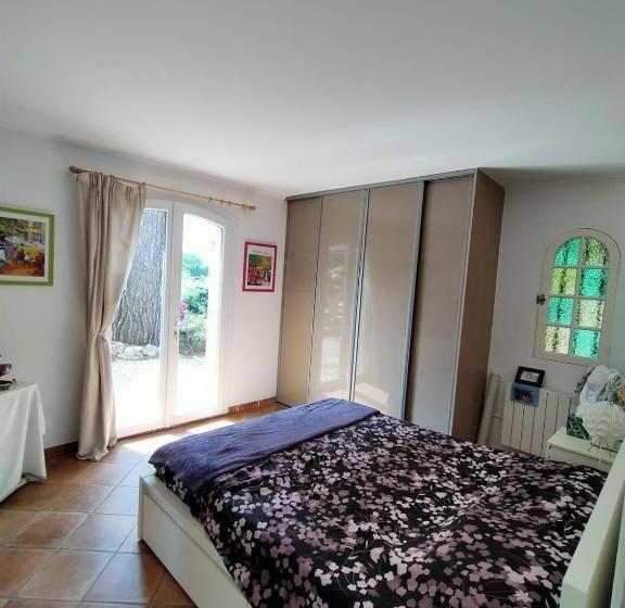 تختخواب و صبحانه Chambre Dans Mas De Charme