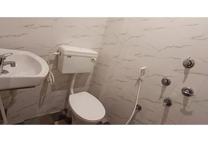 Fabhotel Ocean Bird