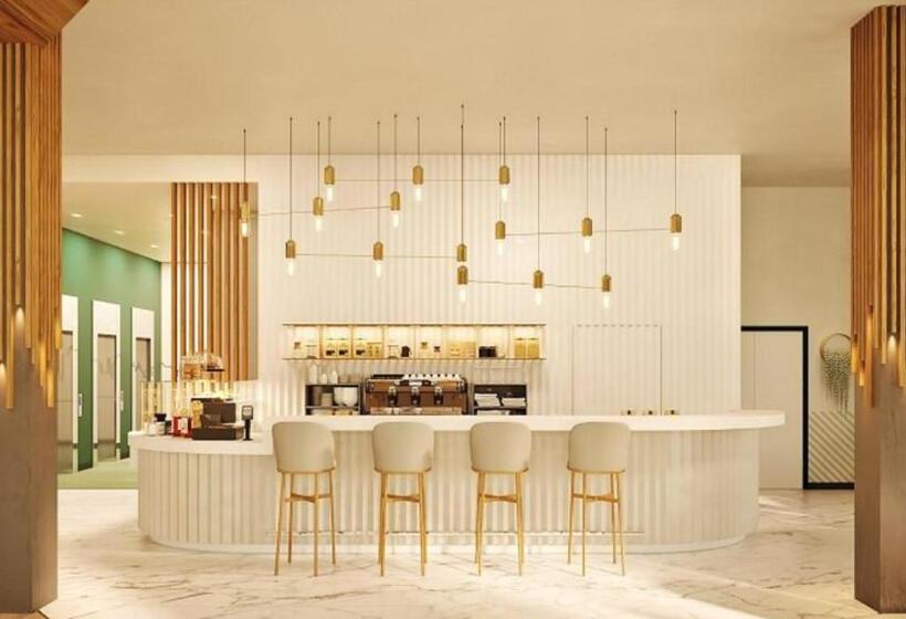 هتل Holiday Inn Tashkent City, An Ihg
