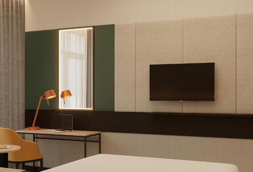 هتل Holiday Inn Tashkent City, An Ihg