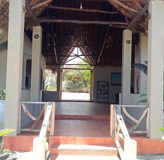 هتل Mandarin Resort Zanzibar