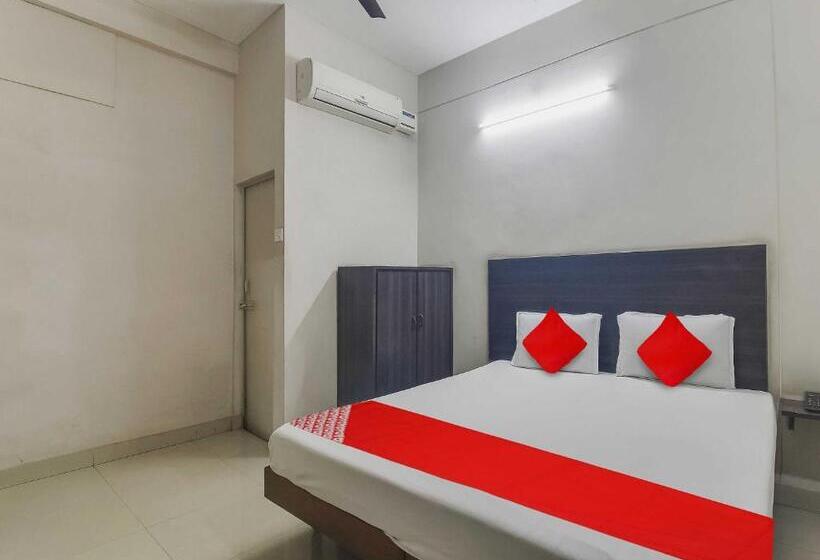 هتل O Bharat Lodge