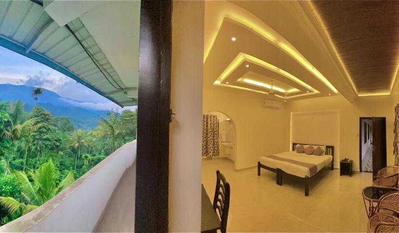 فندق Purna Rivera Munnar