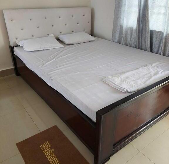 فندق Spot On Hubash Home Stay