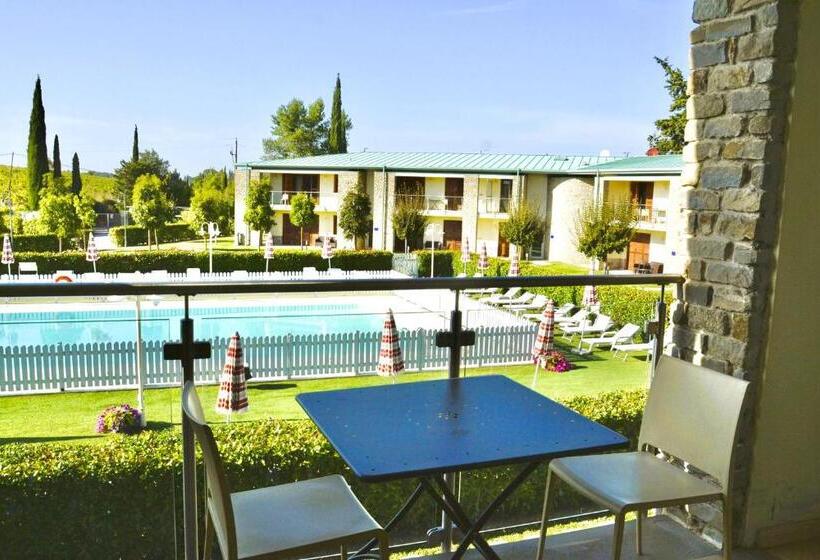 Isa Residence With Swimming Pool In Barberino Tavernelle, Apartments With Air Conditioning And Priva