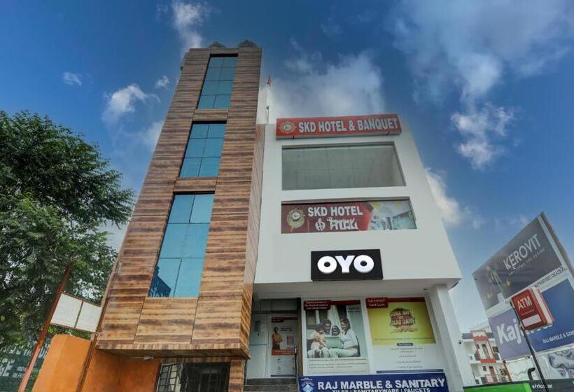 Oyo Flagship Skd Hotel And Banquet