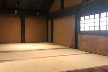 پانسیون たまのや別館 古澤邸