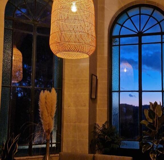 پانسیون Château De Bayssan