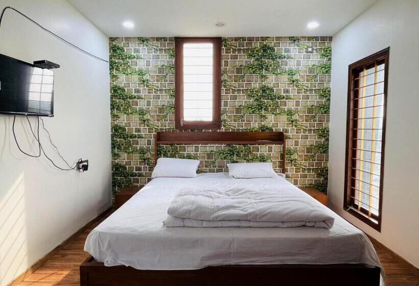 ペンション Dhruva Service Apartment