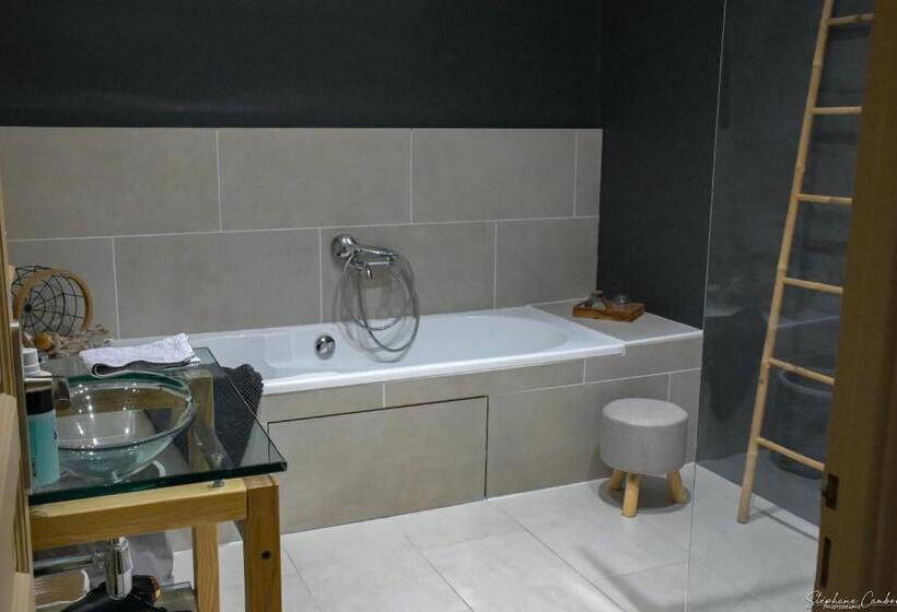 Пансион L Usclasienne   Chambres D Hôtes