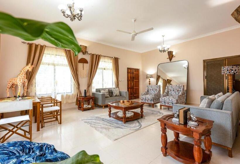 پانسیون Shivo Guest House