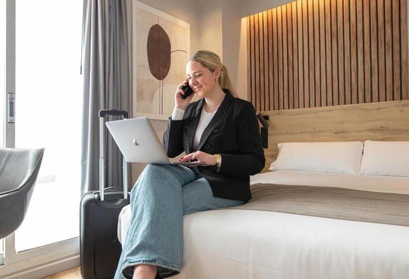 Aila Ii Hotel Boutique By Singularstays   Digital Access