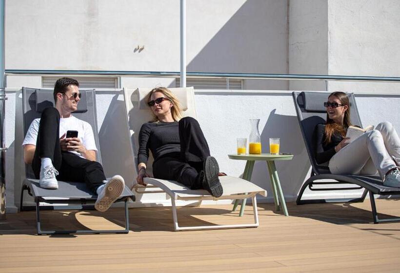 Aila Ii Hotel Boutique By Singularstays   Digital Access