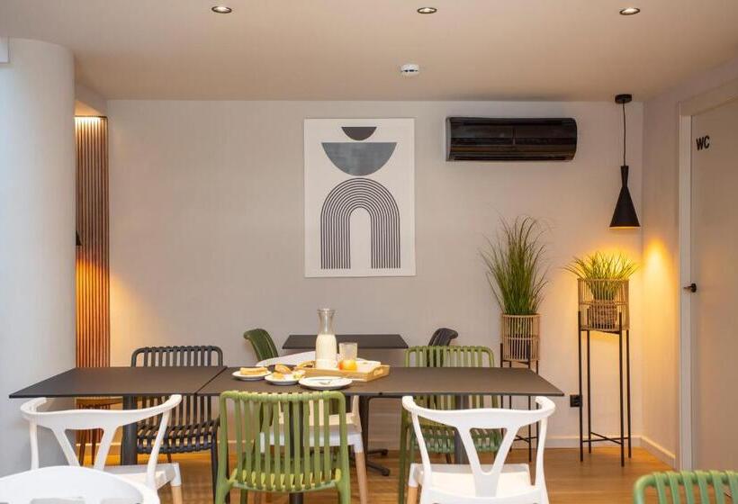 Aila Ii Hotel Boutique By Singularstays   Digital Access