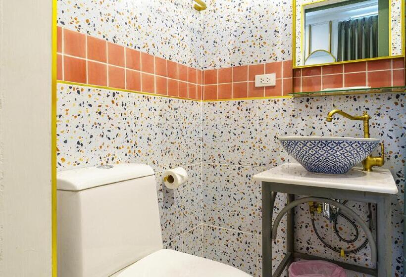 هاستل Ci Home