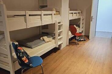 هاستل Estelada Boarding Houses Berg Am Laim