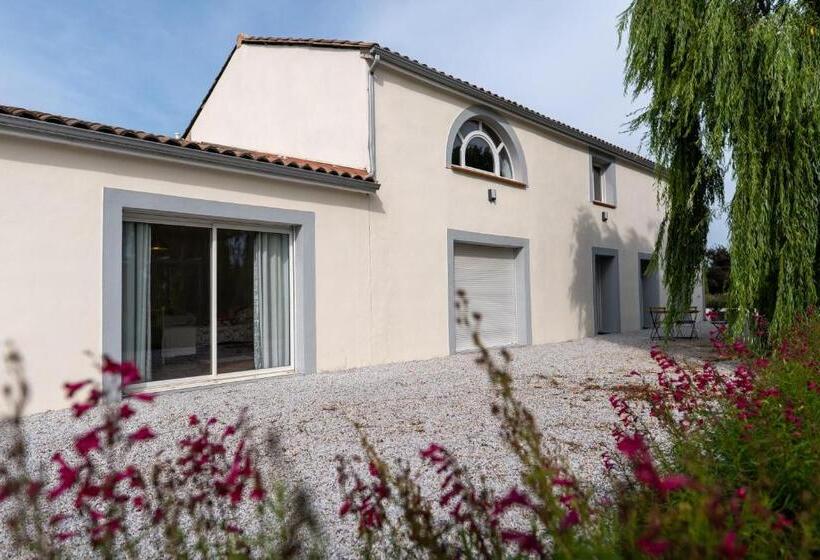 ベッドアンドブレックファースト Chez Phil