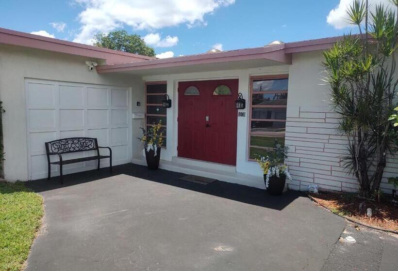 مبيت وإفطار Serenity Spot Cozy Home W Pool & Nature Views!