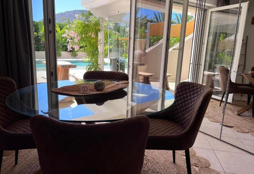 هتل Boutique Casa Lapicida