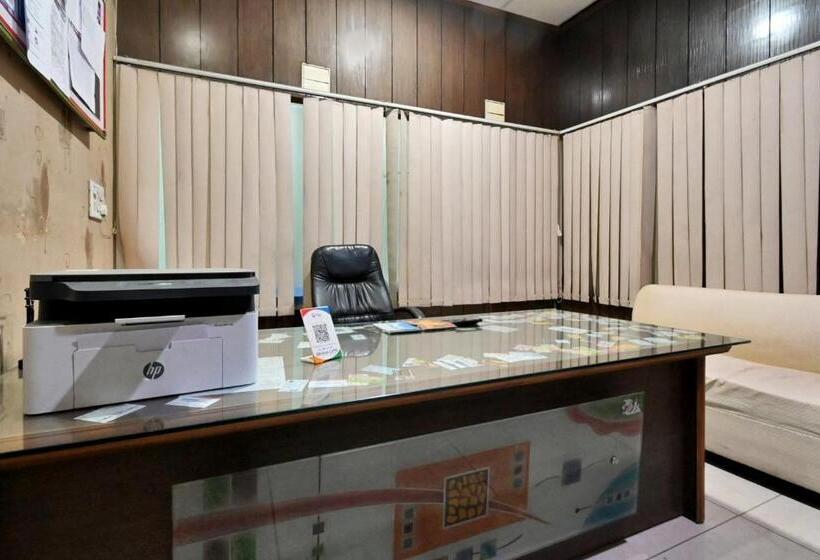 Flagship Hotel Crush On