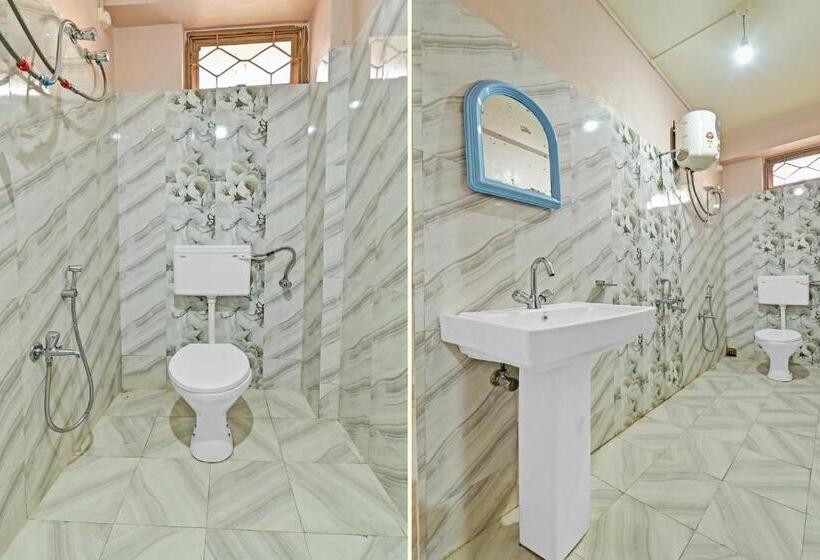 فندق Collection O Wonder Hill Residency