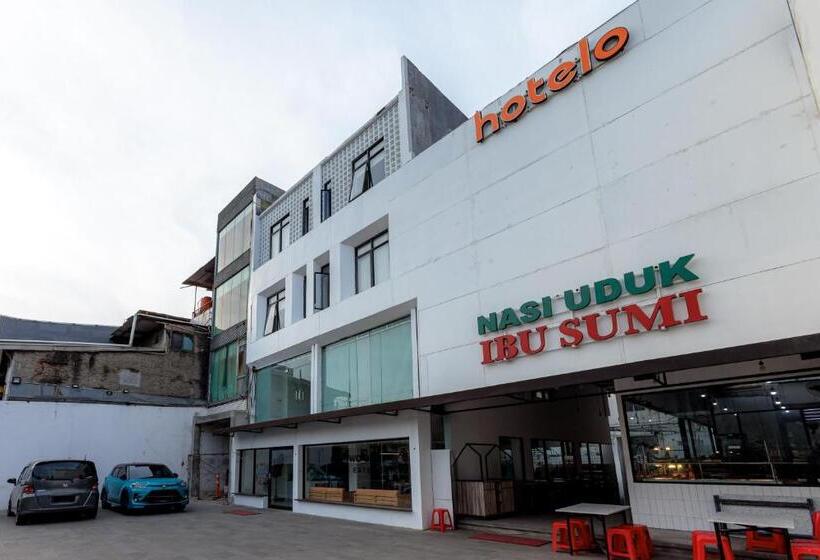 هتل Reddoorz Near Mangga Dua Mall