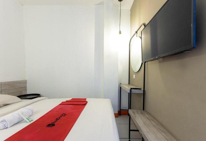 هتل Reddoorz Near Mangga Dua Mall