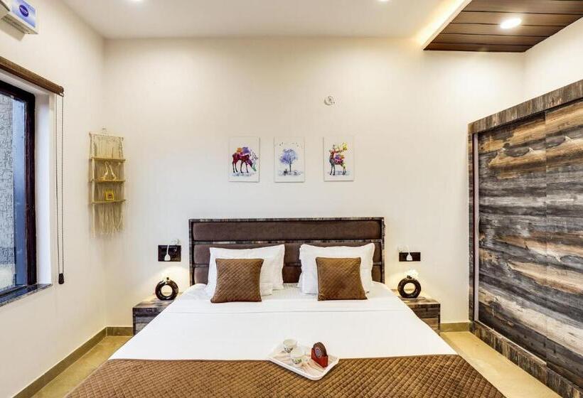Отель Stayvista S La Villa Farm Tranquil Retreat With Outdoor Pool, Games & Terrace