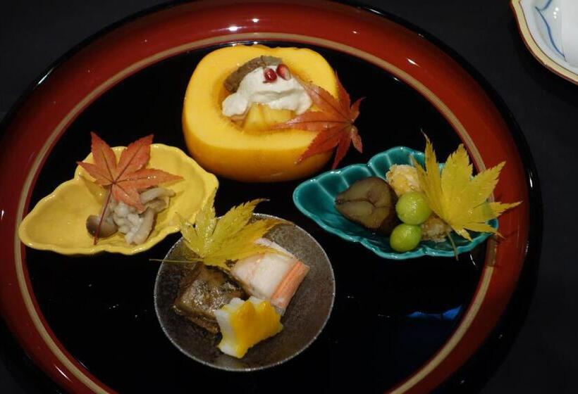 هتل Tonamino Shogawaso Ichimantei