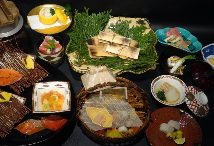 هتل Tonamino Shogawaso Ichimantei