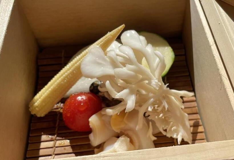 هتل Tonamino Shogawaso Ichimantei