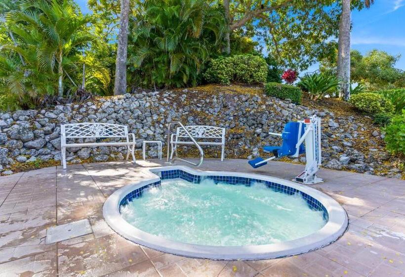 Park Shore Resort