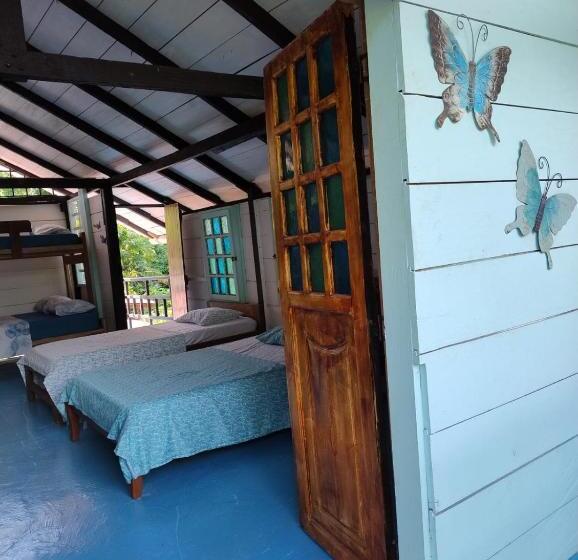 پانسیون Bluebayou.capurgana