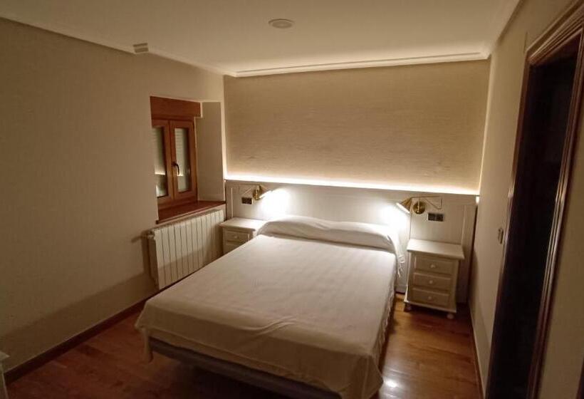 פנסיון Casa Elisa Monegro