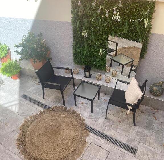 پانسیون Maison Rebecca