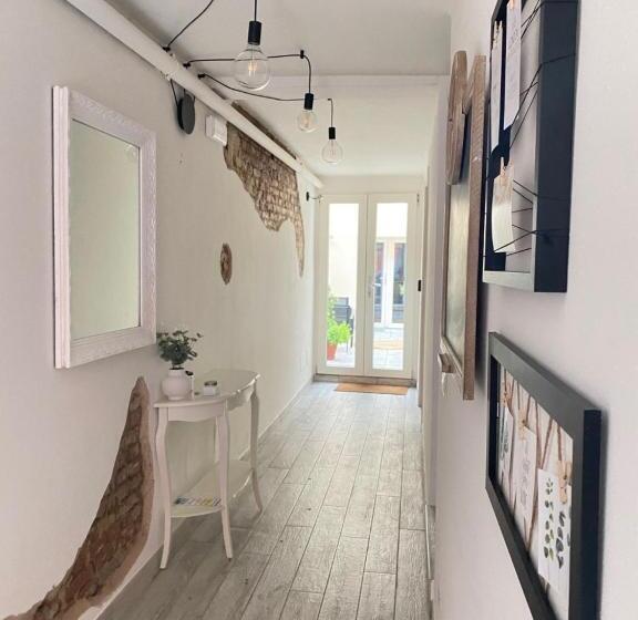 پانسیون Maison Rebecca