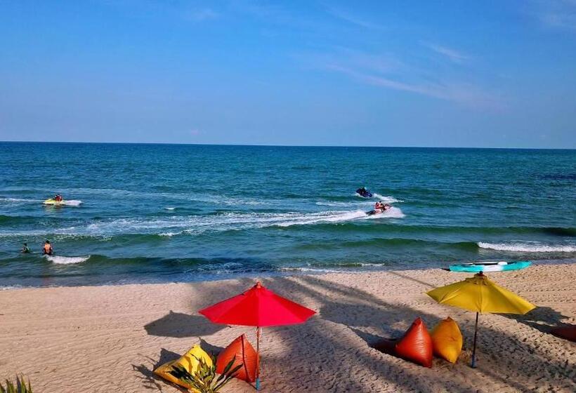 Simork Lake &beach Resort