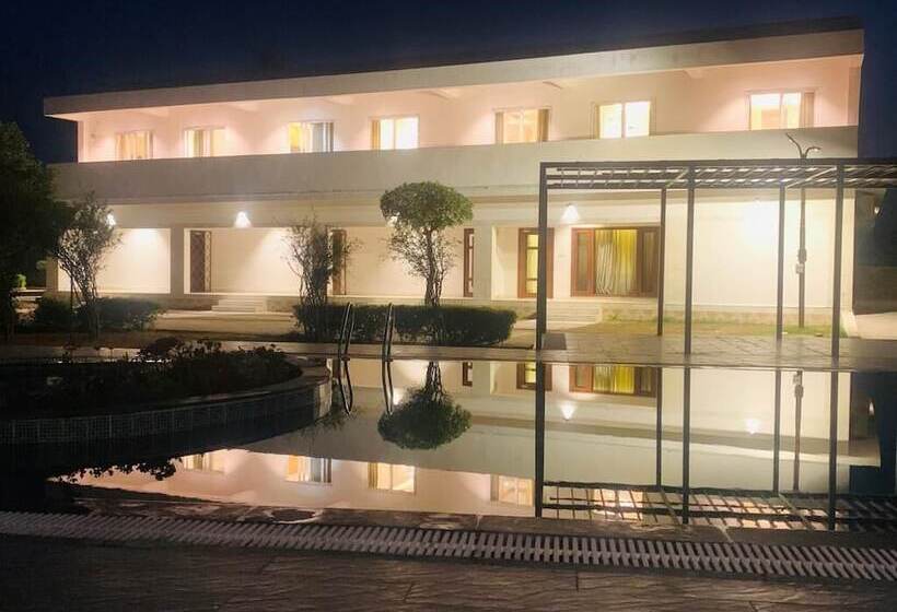 فندق Amayra The Luxury Farm