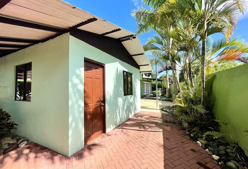 هتل Cabinas Brisa Del Mar