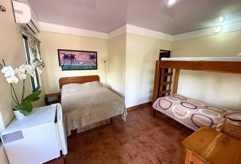 هتل Cabinas Brisa Del Mar