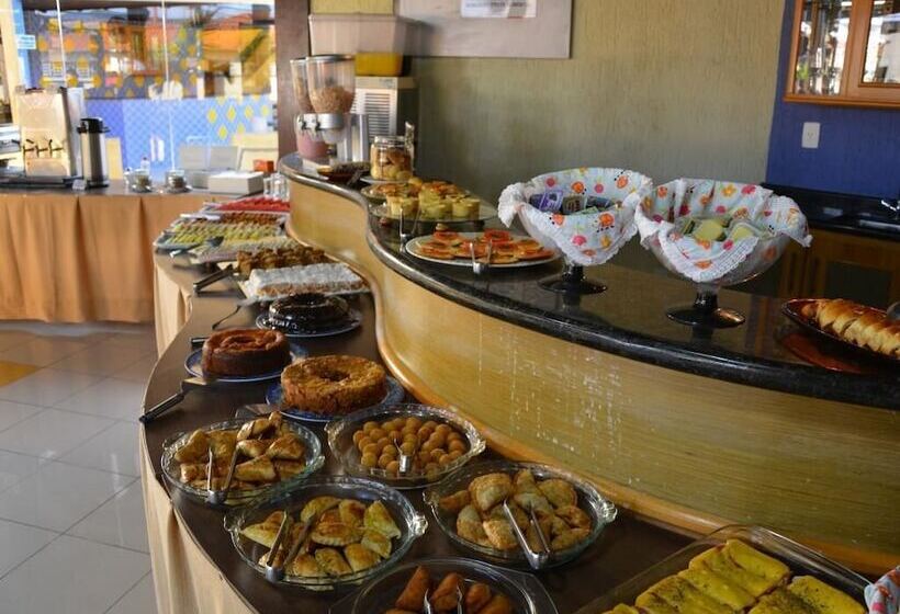 هتل Candeias Basfak Praia