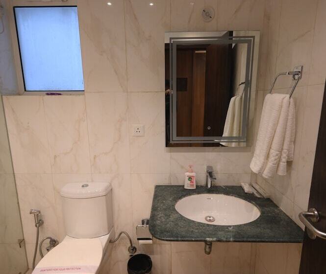 هتل Fairvacanze Inns & Suites Lucknow
